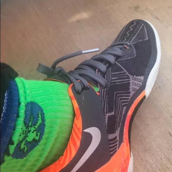 🔥Grateful Dead Dancing Bears Orange Socks 🍊 🧦. - Picture 11 of 11